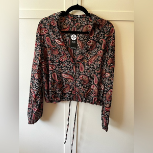 Boohoo Plus Women’s NWT New Cropped Hailey Paisley Drawstring‎ Blouse - Size 14